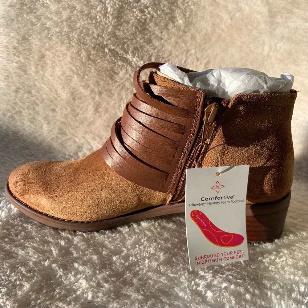NEW Comfortiva Corliss Cognac Suede Bootie - size 6.5